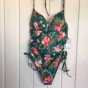 Shade & Shore one piece swim suit